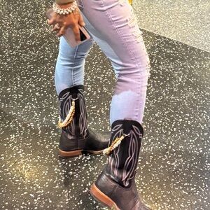 Boot lei accessory charm crown-flower